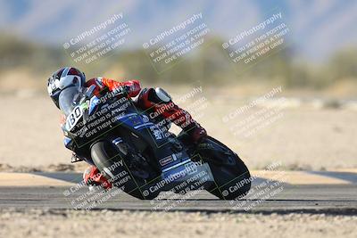 media/Dec-07-2025-CVMA (Sun) [[3e7d2de5dc]]/Race 12- Formula 40 MW and LW/